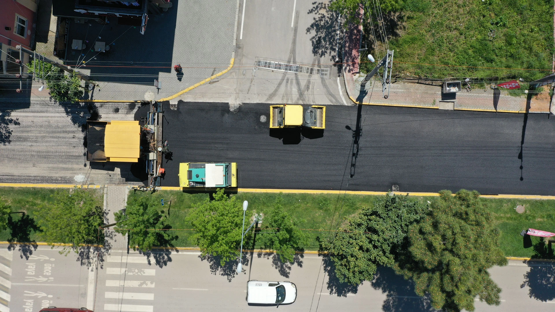 Asfalt, Parke, Yeni Yol