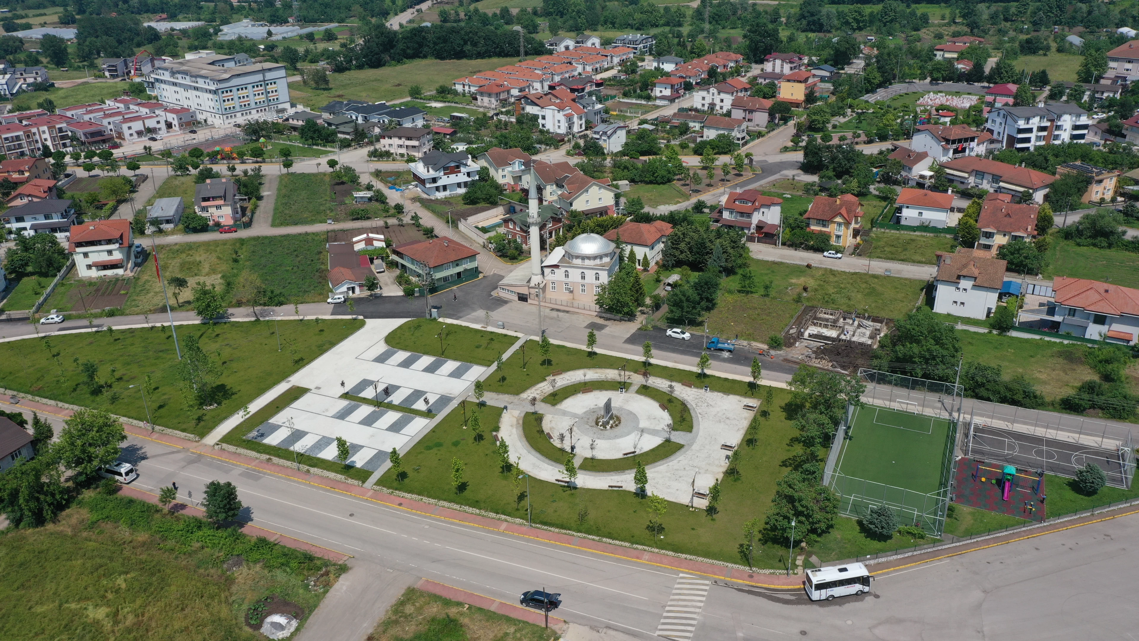 Yeni Semt Meydanlarımız